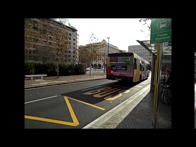 Cómo ir en autobús del aeropuerto Sevilla a la Torre del Oro